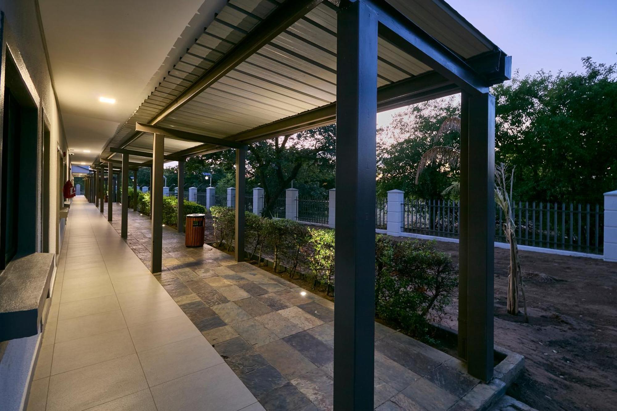 Travelodge Kasane Luaran gambar